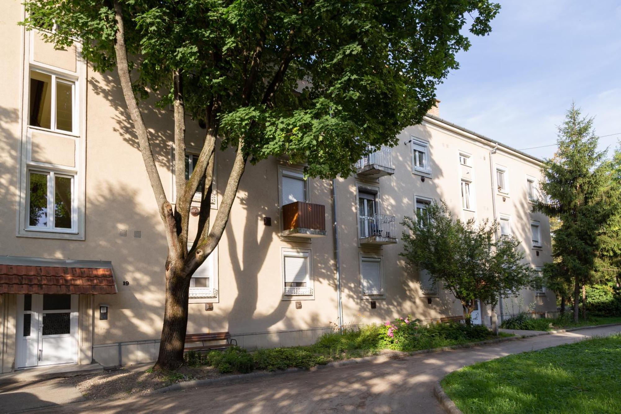 Art Home Эгер Экстерьер фото